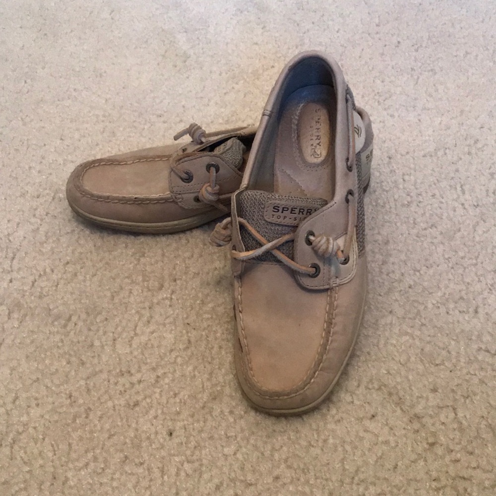 Brown sperrys